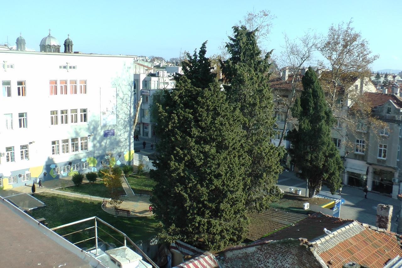 Top Center , Modern And Quiet Apartment Burgas City Eksteriør billede